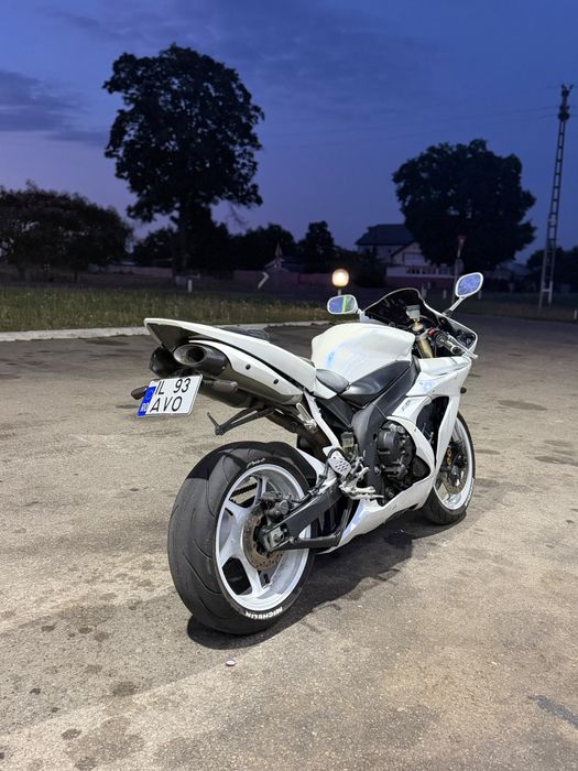 Yamaha R1 RN12 2005 180cp