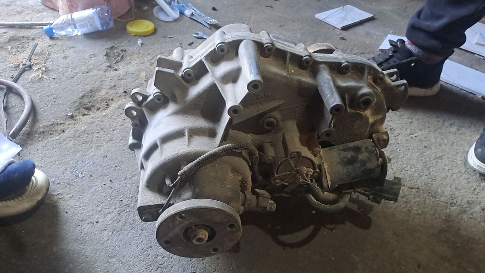 Раздатка на  Hyundai Terracan 2003,Дизель 2.9
[2