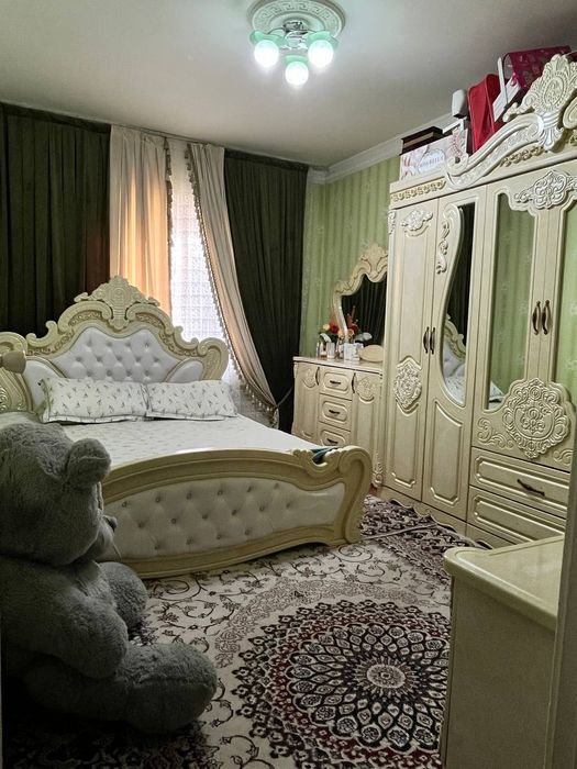 Продаётся 4-х комнатная квартира