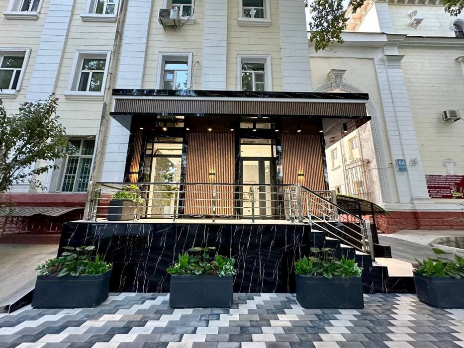 Продаю Нежелое Помещения Ул.Шота Руставели Кафе бон Вдоль дороги 60м2.