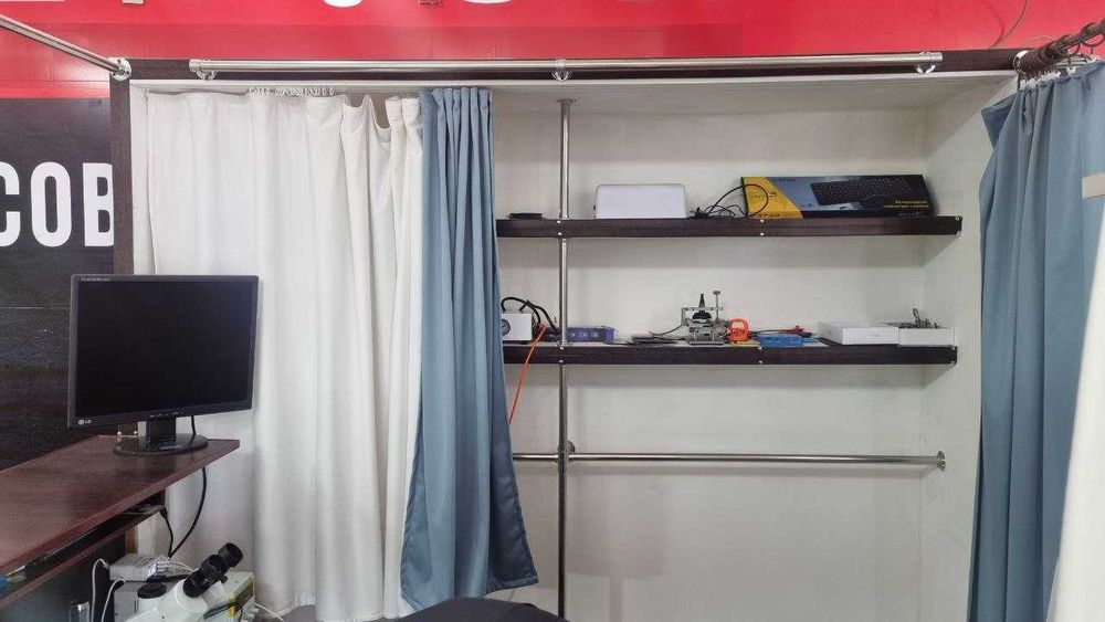 Продается стол для работы компьютера или ремонта телефонов