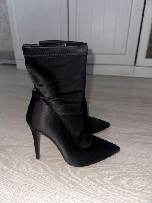 Осенние ботинки на каблуках