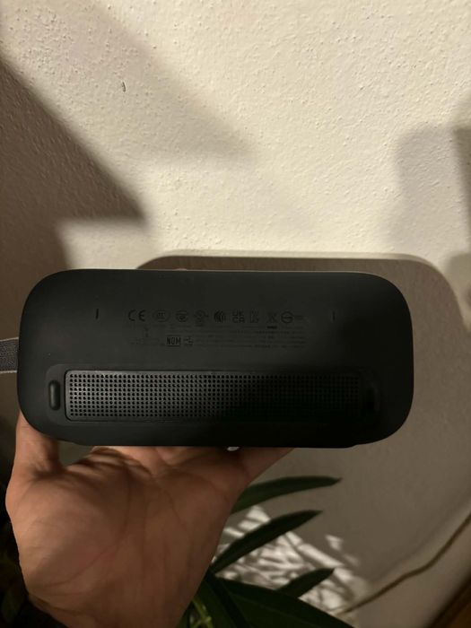 Vând boxă portabilă Bose SoundLink Flex