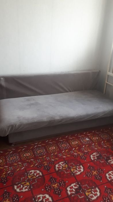 Диваны б.у.продам .