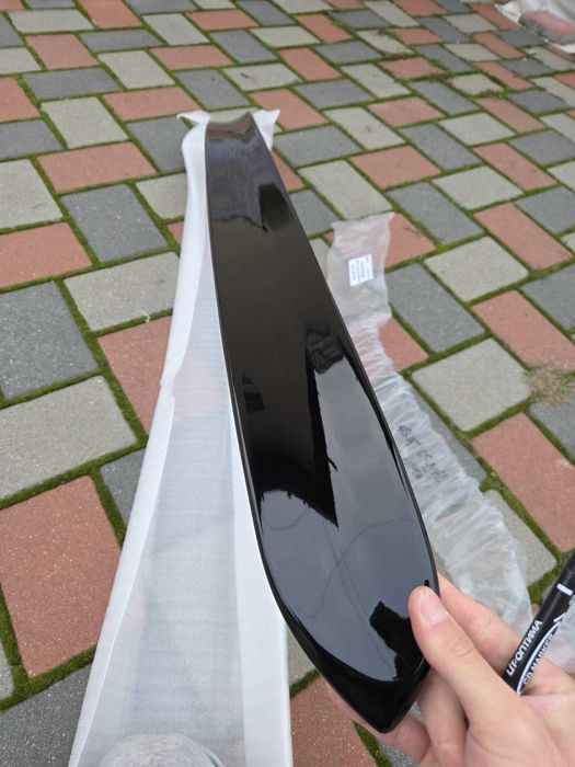 Eleron Luneta Lip Spoiler Geam VW Volkswagen Passat CC, Negru Lucios