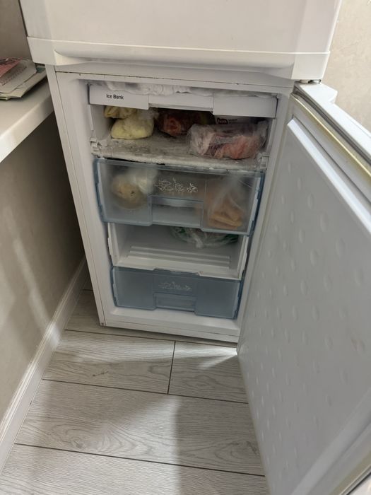 Продается холодильник