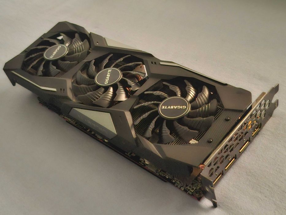Видео карта AMD Radeon RX 5700 XT