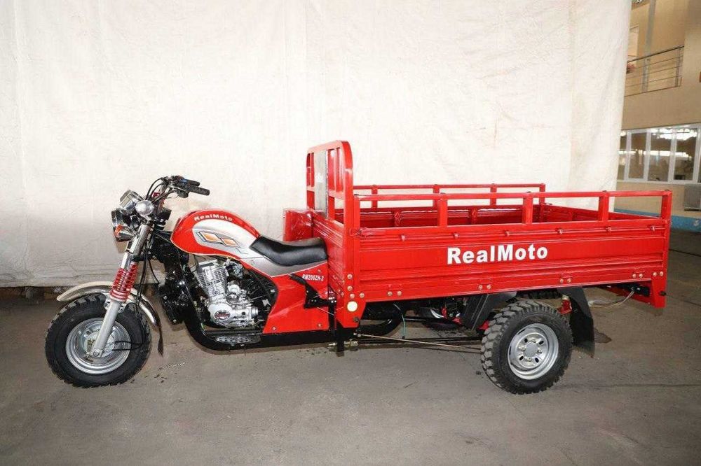 RayalMoto. Yangi. Umuman yurmagan.