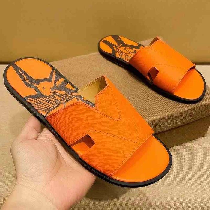 Hermes oyoq kiyim