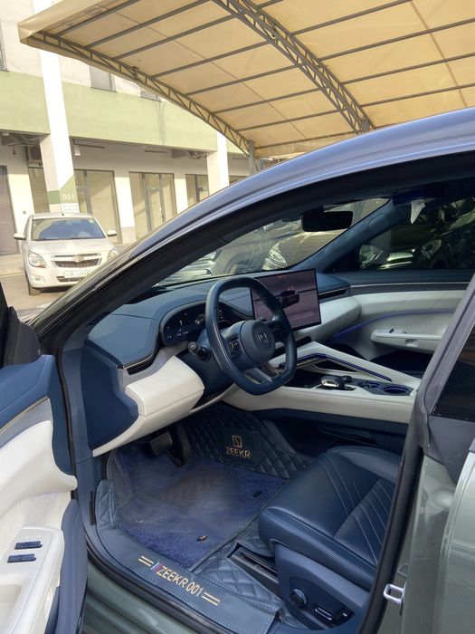 Zeekr 001 2024 — 3