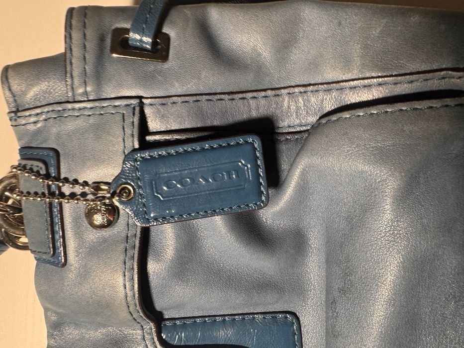 Сумка Coach модель Peyton Leather Carryall.