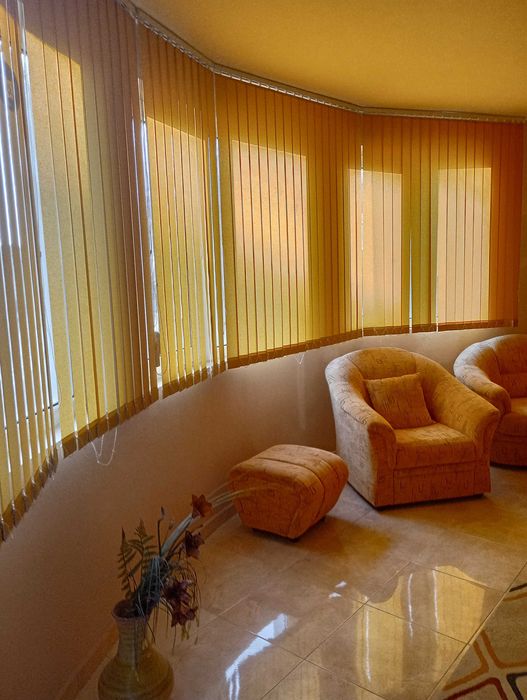 Дава се под наем Тристаен апартамент в Варна, Център - 86 кв.м за 459 € - Снимка #1