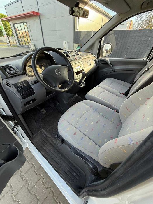 Mercedes Benz Vito