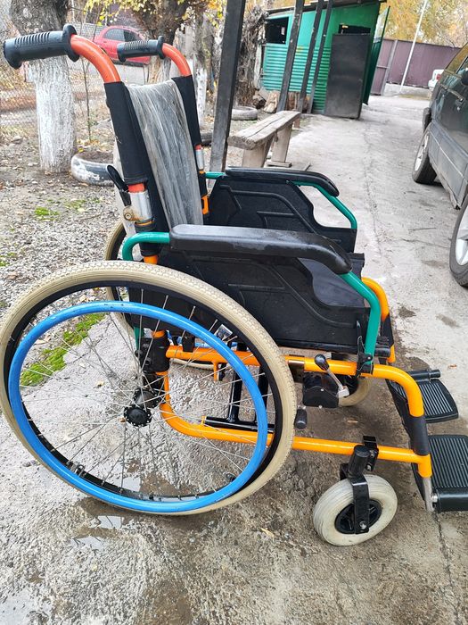 Инвалидный коляска