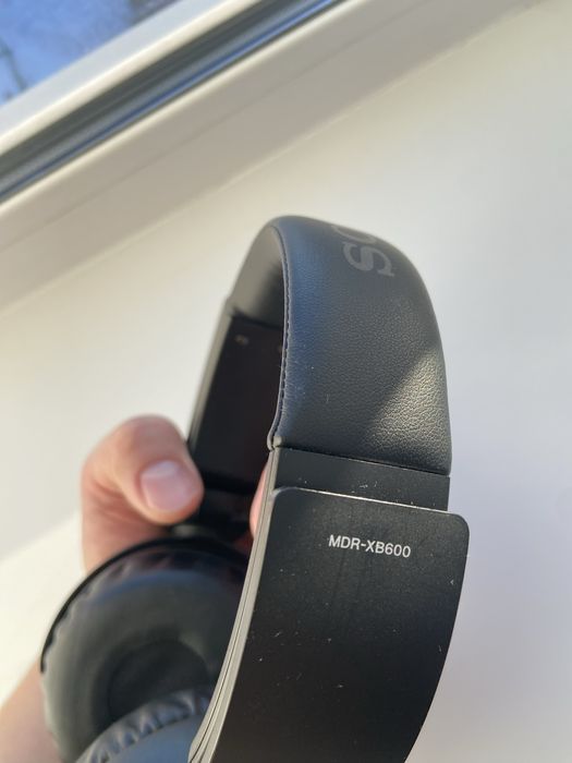 Наушники Sony MDR-XB600