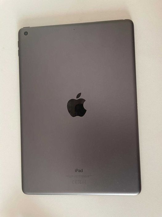 Vand  iPad 9 (Generația 9) Space Gray – 64 GB – Stare Excelentă