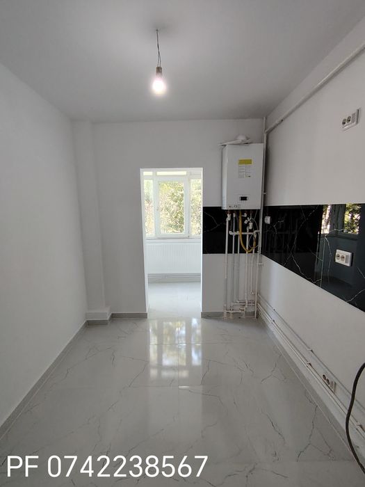 PF vand apartament 2 camere decomandat