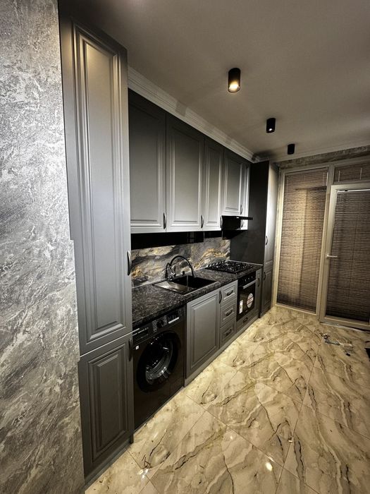 кухонний гарнитур нео классика