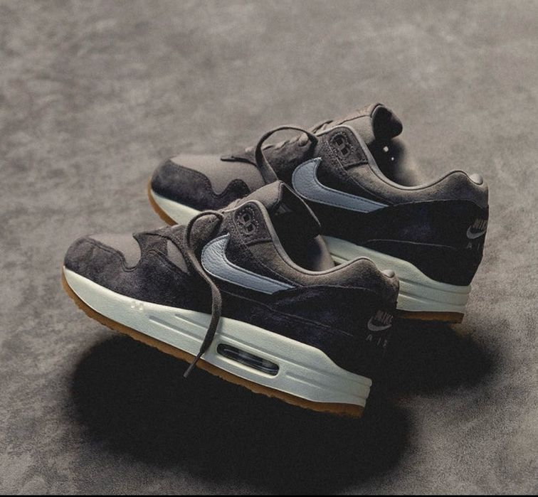 Nike Air Max 1 Premium Crepe "Soft Grey"