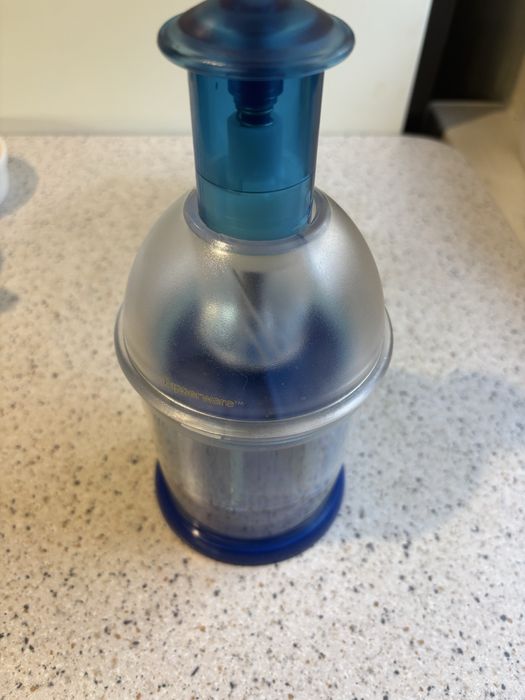 Новый вертикальный измельчитель Tapperware