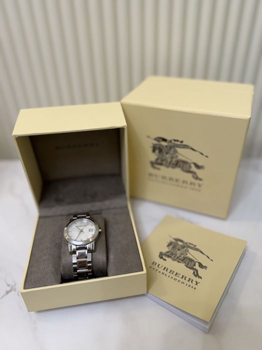 Женские часы Burberry оригинал