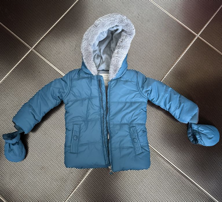 Яке George чисто ново