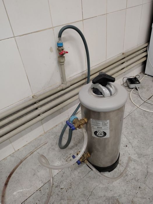 Продам водоумягчитель воды