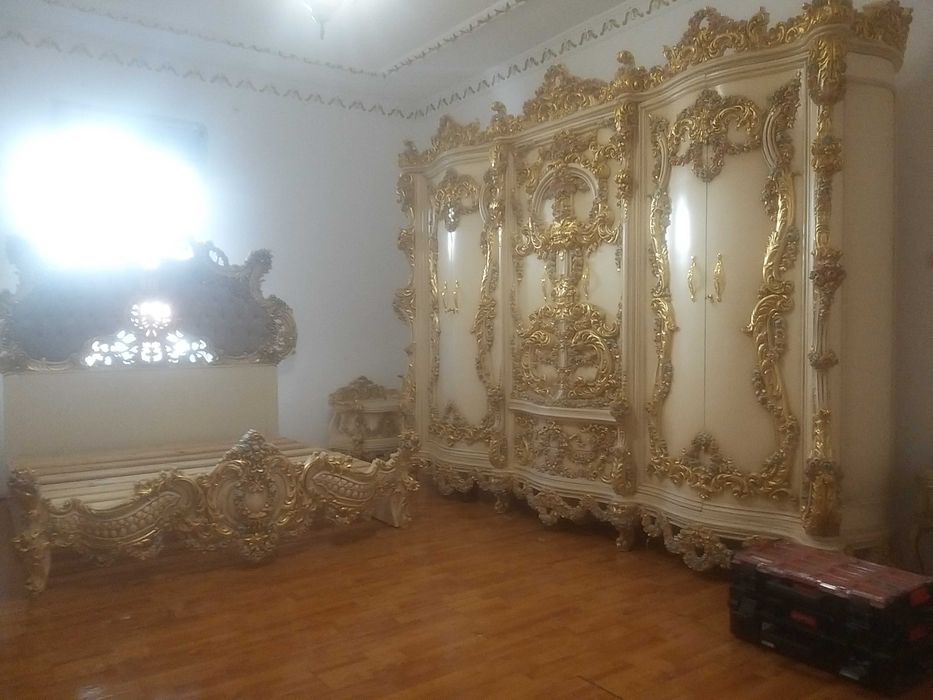 Echipa montaj mobila