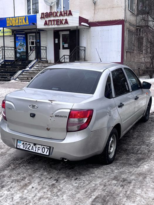 Гранта 2014 год Автомат