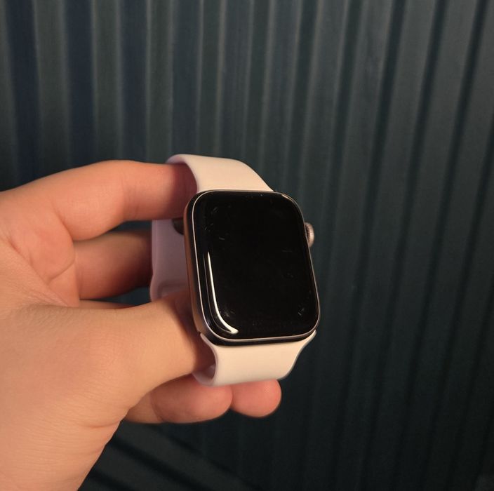 Apple watch series 4 44m