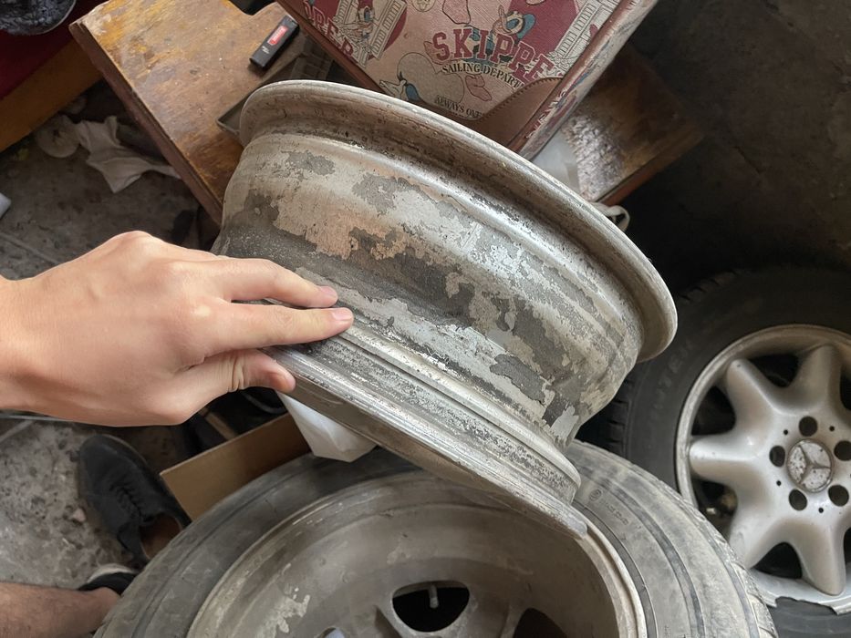 4 диска с шинами мерс