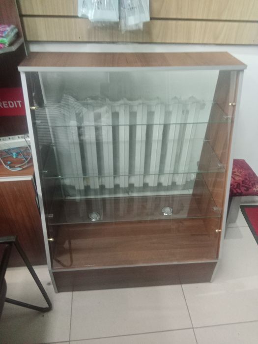 Продам витрина идеальном состояние