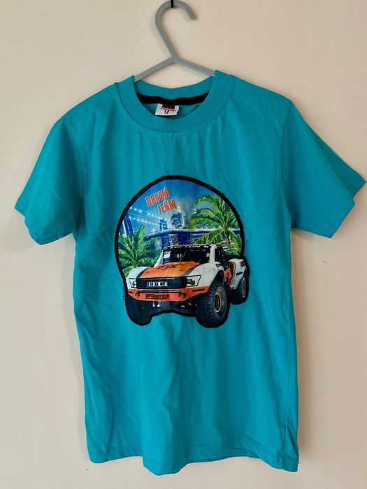 Тюркоазена тениска за момче с принт на кола