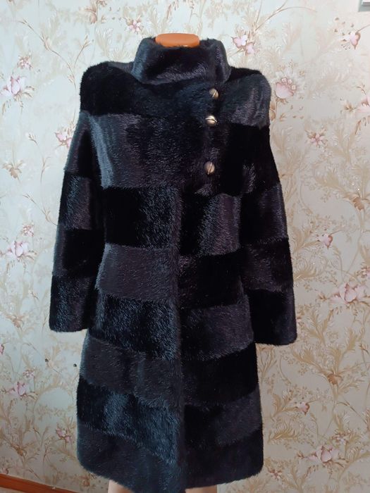 Продам шубу! Под норковую!