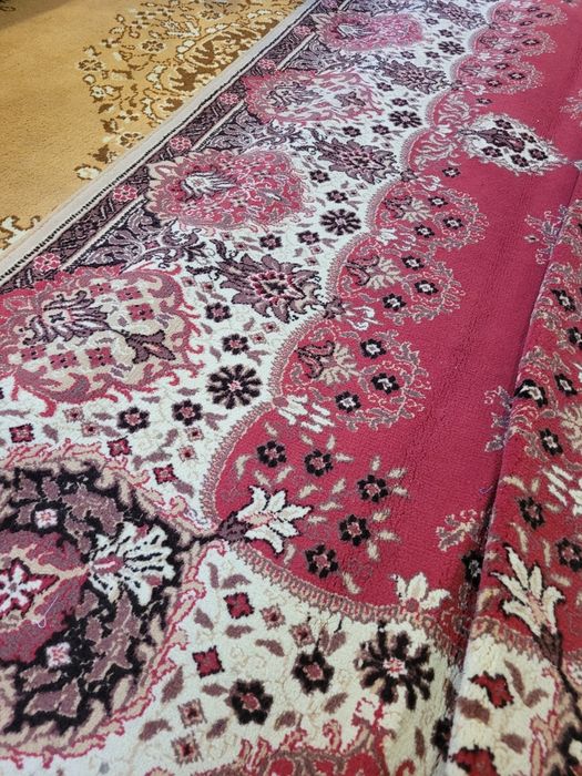 Ковёр шерстяной продам