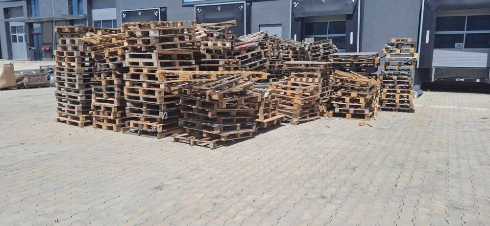 ПОДАРЯВАМ палета с различни размери