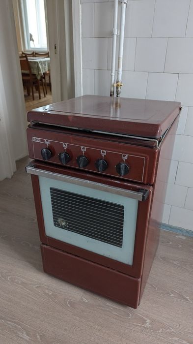 Aragaz GINA pe gaz, 4 ochiuri, maro – complet funcțional, Suceava