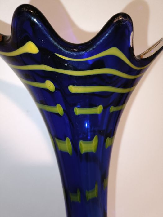 Vaza din sticla murano