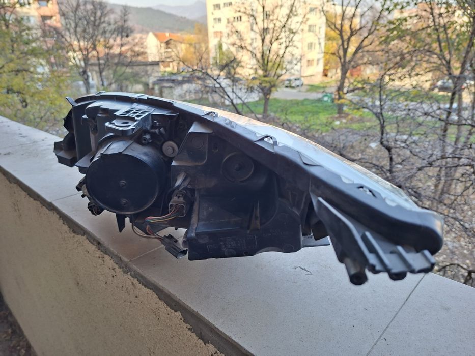 Десен фар MITSUBISHI Eclipse CROSS