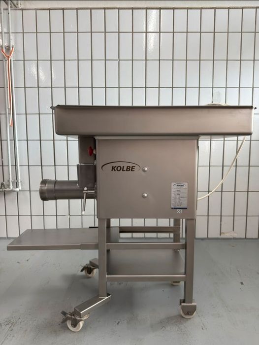 Masina de tocat carne Kolbe sw 100