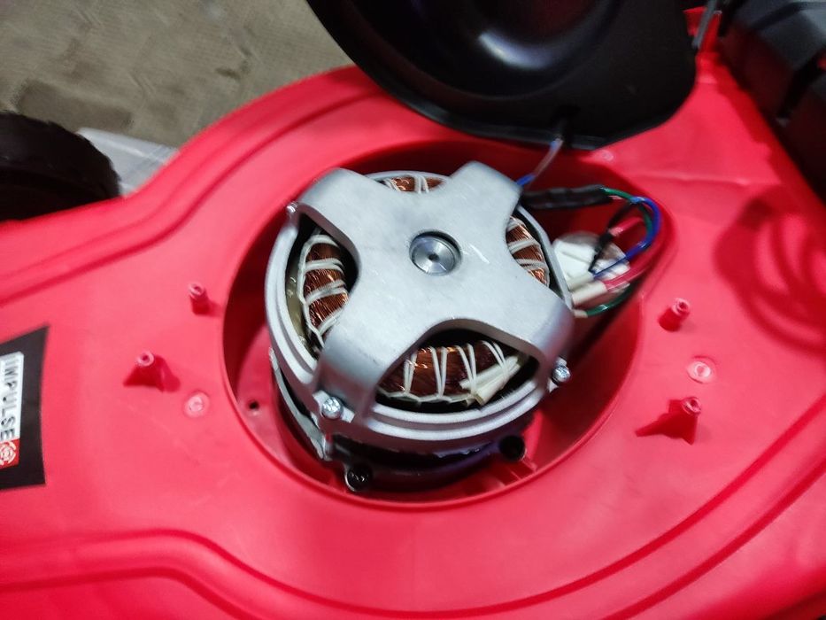 IMPULSE газонакасилки электрические