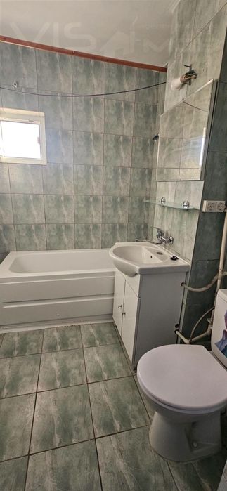 Apartament cu 2 camere, decomandat - zona de jos
