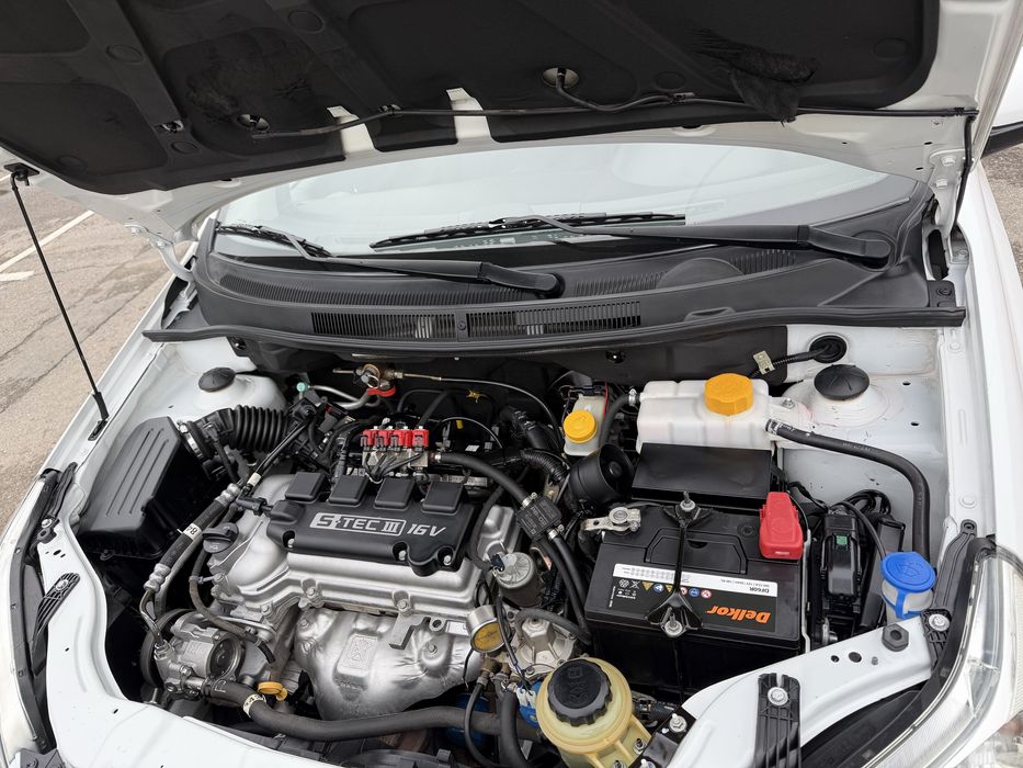 Nexia 3 sotiladi 2019 yil Metangaz 107000 km