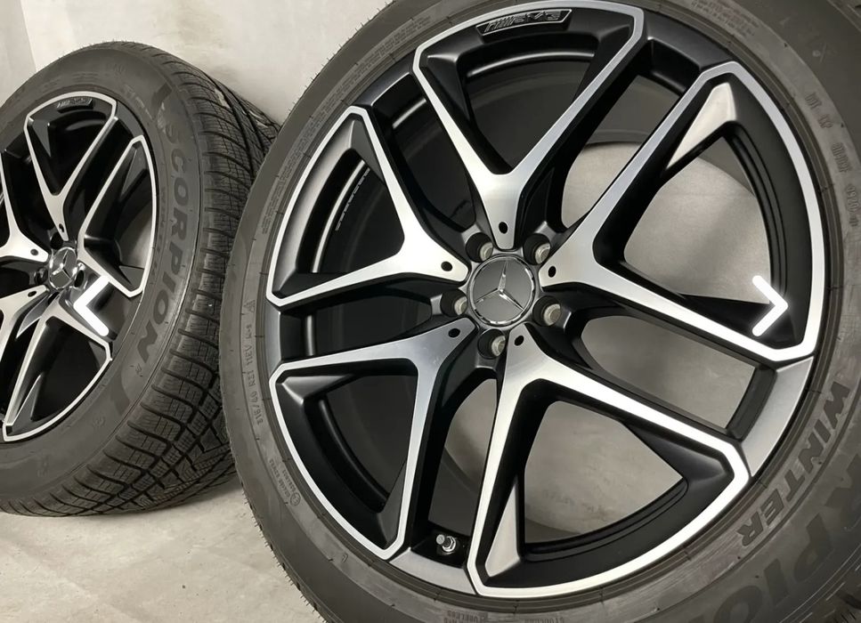 ОРИГИНАЛНИ AMG 21” GLE 53  Pirelli Winter