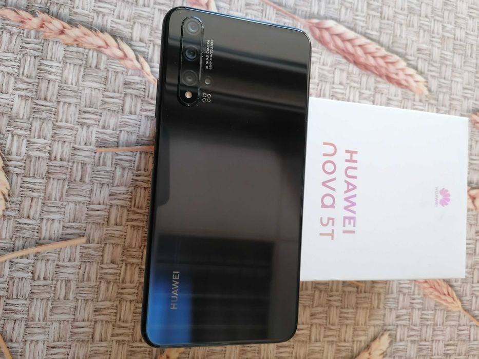 Продавам Huawei nova 5T