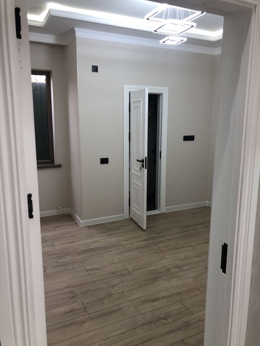 Yangi qurilgan uylar sotuvda