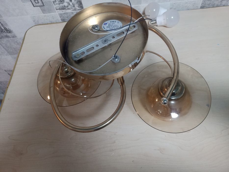 Люстра потолочная