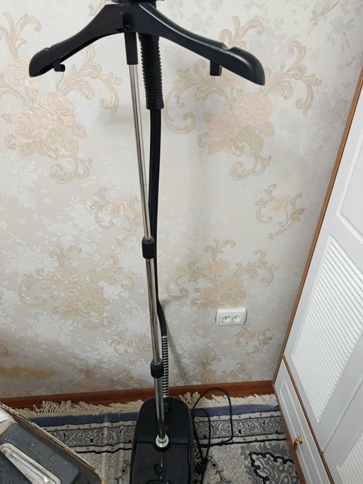 Б/у вертикальный отпариватель Sonifer SF-9100