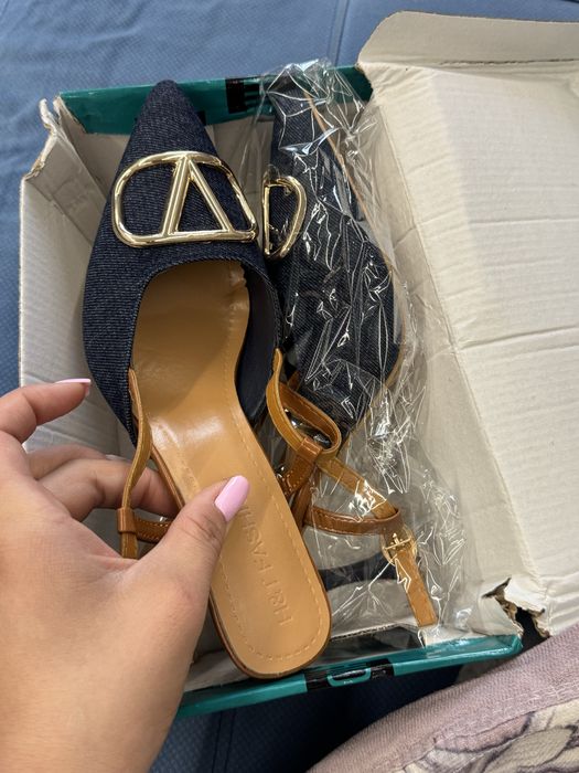 Срочно продам туфли! Новая