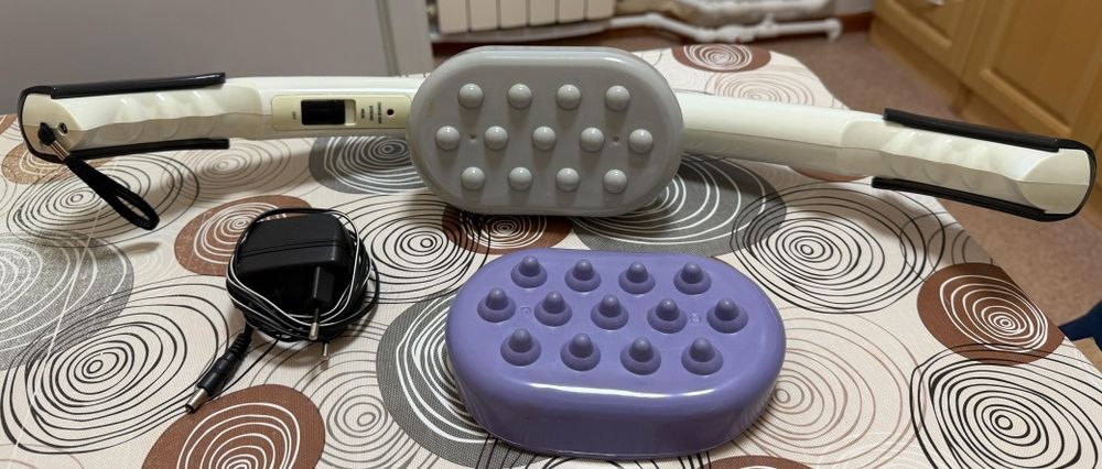 Массажёр с зарядным устройствомм